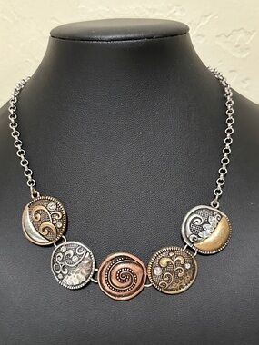 73.  Triple Color Disc Rhinestone Accent Choker Necklace & Earring Set